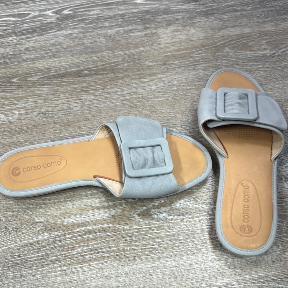 Corso Como Women's Light Gray Suede Sandals Size 8M - Picture 2 of 3
